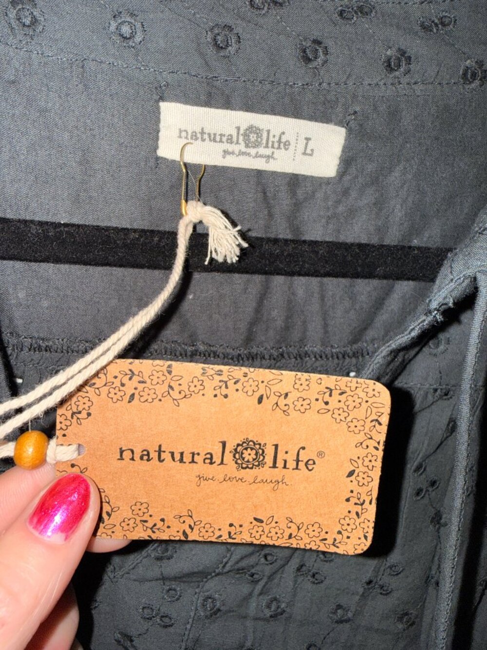 Natural Life "Dara" Charcoal Gray Boho Eyelet Peasant Blouse | Size L NWT - Picture 5 of 7